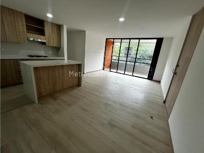 Apartment for rent in Camino Verde, Envigado