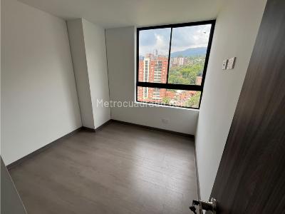 Apartamento en arriendo en Camino Verde, Envigado · foto 5 de 15