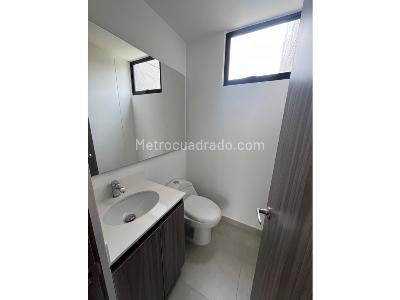 Apartamento en arriendo en Camino Verde, Envigado · foto 12 de 15