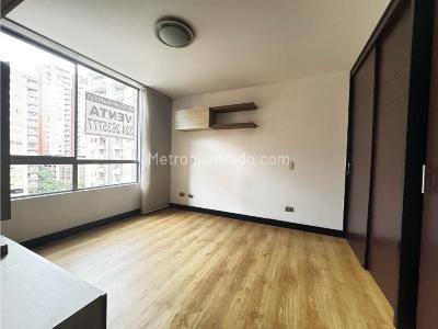 Apartamento en venta en Camino Verde, Envigado · foto 9 de 16