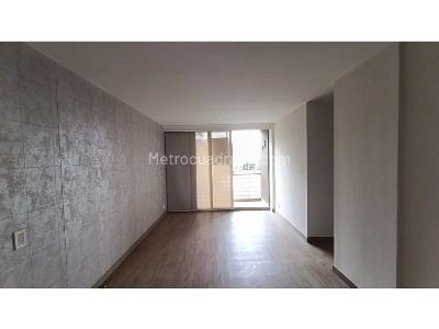 Apartamento de 2 alcobas en arriendo en Camino Verde, Envigado, 74 m² · foto 4 de 14