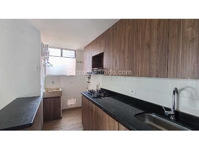 Apartamento de 2 alcobas en arriendo en Camino Verde, Envigado, 74 m² · foto 7 de 14