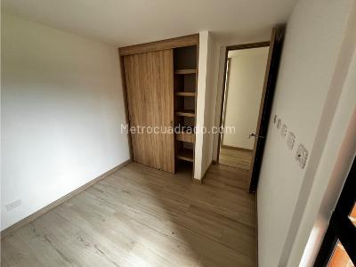 Apartamento de 3 alcobas en arriendo en Camino Verde, Envigado, 89 m² · foto 4 de 12