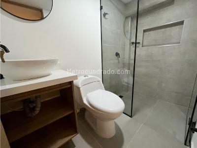 Apartamento de 3 alcobas en arriendo en Centro, Envigado, 98 m² · foto 13 de 15
