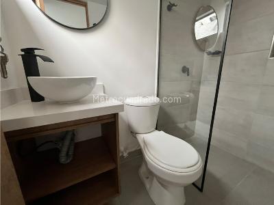 Apartamento de 3 alcobas en arriendo en Centro, Envigado, 98 m² · foto 14 de 15