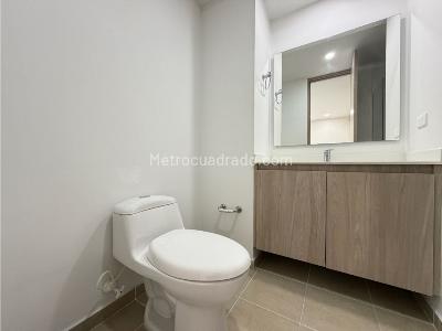 Apartamento de 3 alcobas en venta en Camino Verde, Envigado, 73 m² · foto 6 de 12