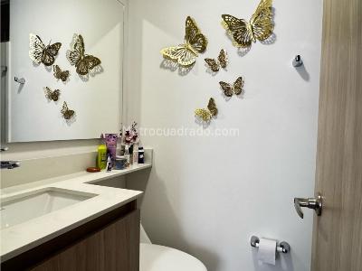 Apartamento de 3 alcobas en venta en San Jose, Sabaneta, 68 m² · foto 16 de 19