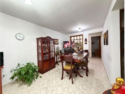 Casa de 4 alcobas en venta en El Trianon, Envigado, 115 m² · foto 4 de 16