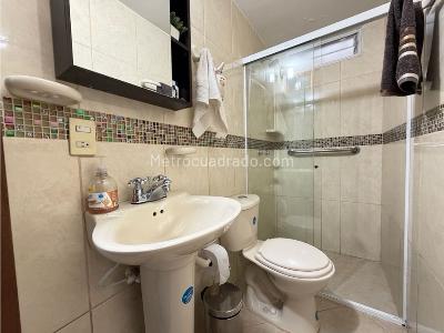 Casa de 4 alcobas en venta en El Trianon, Envigado, 115 m² · foto 6 de 16