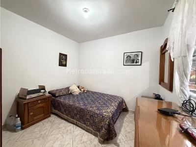 Casa de 4 alcobas en venta en El Trianon, Envigado, 115 m² · foto 8 de 16