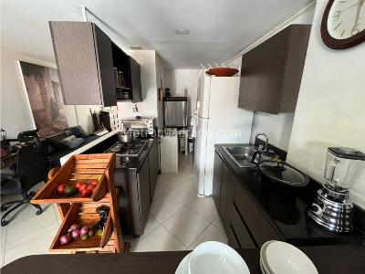 Apartamento de 1 alcoba en arriendo en Centro, Sabaneta, 60 m² · foto 3 de 12