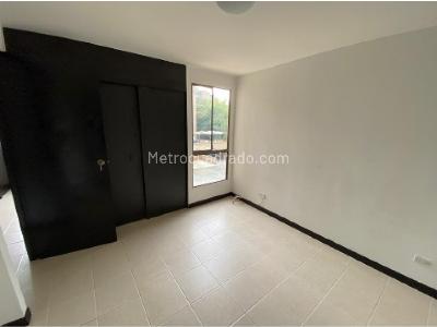 Apartamento de 3 alcobas en arriendo en Camino Verde, Envigado, 67 m² · foto 11 de 17
