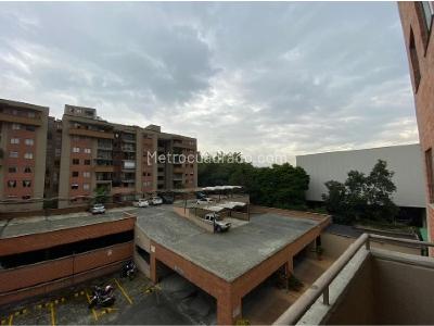Apartamento de 3 alcobas en arriendo en Camino Verde, Envigado, 67 m² · foto 12 de 17