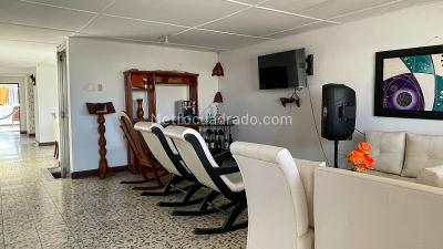 Casa de 5 alcobas en venta en Las Mercedes, Barranquilla, 359 m² · foto 5 de 15