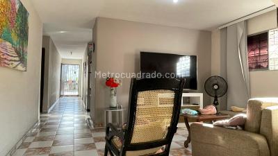 Casa de 5 alcobas en venta en Las Mercedes, Barranquilla, 359 m² · foto 6 de 15