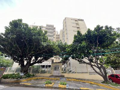 Apartamento de 3 alcobas en venta en Alto Prado, Barranquilla, 243 m² · foto 3 de 20
