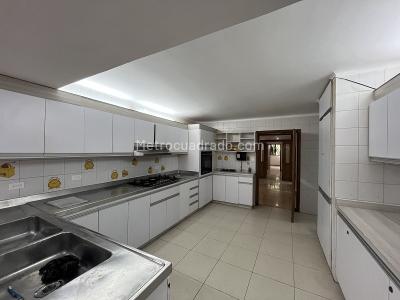 Apartamento de 3 alcobas en venta en Alto Prado, Barranquilla, 278 m² · foto 8 de 20