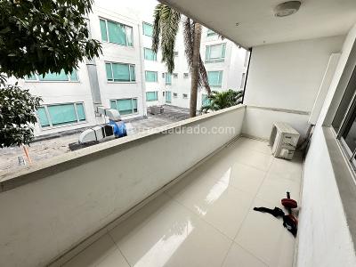 Apartamento de 3 alcobas en venta en Alto Prado, Barranquilla, 210 m² · foto 3 de 18