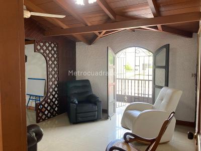 Casa de 4 alcobas en venta en El Poblado, Barranquilla, 450 m² · foto 10 de 20