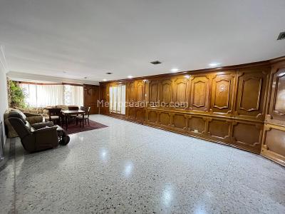 Casa de 3 alcobas en venta en Granadillo, Barranquilla, 351 m² · foto 3 de 14