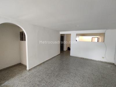 Casa de 5 alcobas en venta en El Limoncito, Barranquilla, 350 m² · foto 4 de 19