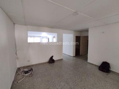 Casa de 5 alcobas en venta en El Limoncito, Barranquilla, 350 m² · foto 6 de 19