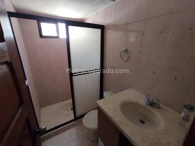 Casa de 5 alcobas en venta en El Limoncito, Barranquilla, 350 m² · foto 17 de 19