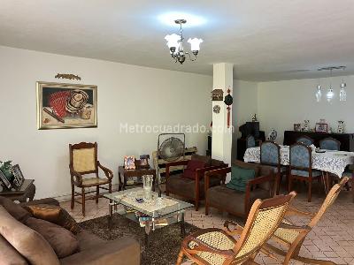 Apartamento de 3 alcobas en venta en Boston, Barranquilla, 210 m² · foto 2 de 20