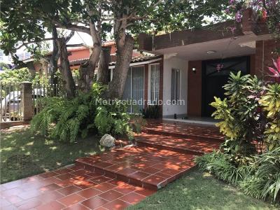 Casa en venta en Riomar, Barranquilla · foto 2 de 18
