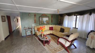 Casa en venta en Ciudad Jardin, Barranquilla · foto 3 de 20