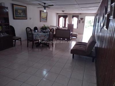 Casa de 3 alcobas en venta en Granadillo, Barranquilla, 380 m² · foto 7 de 20