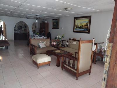 Casa de 3 alcobas en venta en Granadillo, Barranquilla, 380 m² · foto 16 de 20