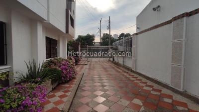 Casa en venta en Ciudad Jardin, Barranquilla · foto 3 de 20