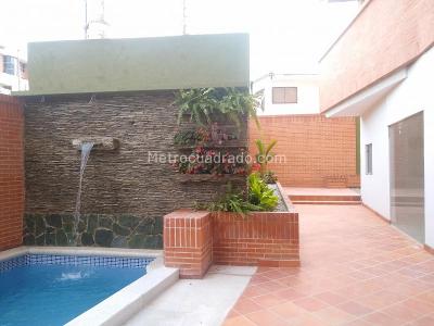 Apartamento de 2 alcobas en venta en Villa De Andalucia, Barranquilla, 110 m² · foto 2 de 17