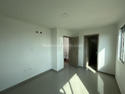 Apartamento de 2 alcobas en venta en Villa De Andalucia, Barranquilla, 110 m² · foto 10 de 17