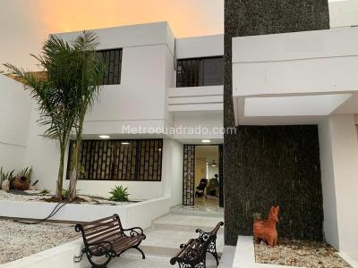 Casa de 4 alcobas en venta en Altos De Riomar, Barranquilla, 450 m² · foto 19 de 20