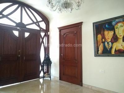 Casa de 5 alcobas en venta en Barranquilla, 409 m² · foto 2 de 15