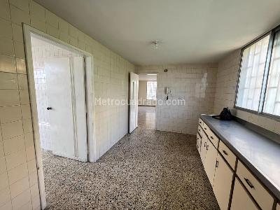 Apartamento de 3 alcobas en venta en Alto Prado, Barranquilla, 240 m² · foto 6 de 18