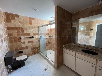 Apartamento de 3 alcobas en venta en Alto Prado, Barranquilla, 240 m² · foto 16 de 18