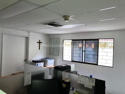 Casa de 5 alcobas en venta en El Porvenir, Barranquilla, 420 m² · foto 4 de 9