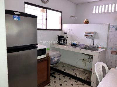 Casa de 5 alcobas en venta en El Porvenir, Barranquilla, 420 m² · foto 8 de 9
