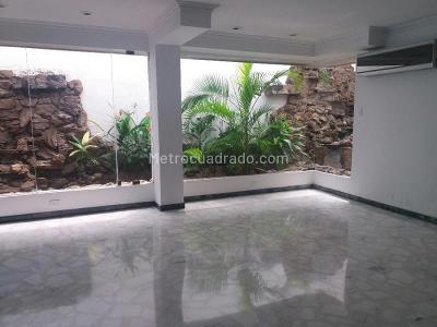 Casa en venta en El Golf, Barranquilla · foto 3 de 9
