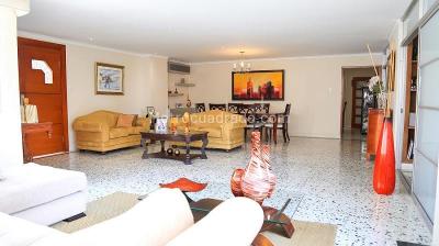 Apartamento de 3 alcobas en venta en Altos De Riomar, Barranquilla, 218 m² · foto 14 de 19