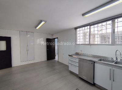 Apartamento de 4 alcobas en venta en Alto Prado, Barranquilla, 270 m² · foto 16 de 20