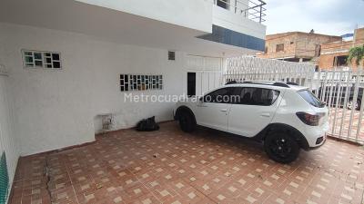 Casa en venta en Ciudad Jardin, Barranquilla · foto 3 de 19