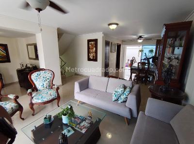 Casa de 3 alcobas en venta en Villa Santos, Barranquilla, 211 m² · foto 3 de 20