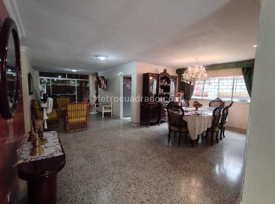 Casa de 5 alcobas en venta en Ciudad Jardin, Barranquilla, 355 m² · foto 5 de 18
