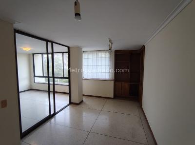 Apartamento de 3 alcobas en venta en Riomar, Barranquilla, 147 m² · foto 5 de 16