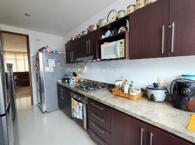 Apartamento de 3 alcobas en venta en Altos De Riomar, Barranquilla, 129 m² · foto 3 de 16