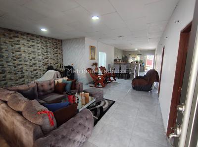 Casa en venta en El Santuario, Barranquilla · foto 2 de 15